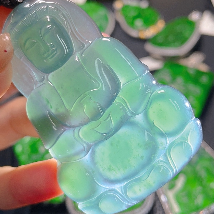 翡翠颈饰未镶嵌86，