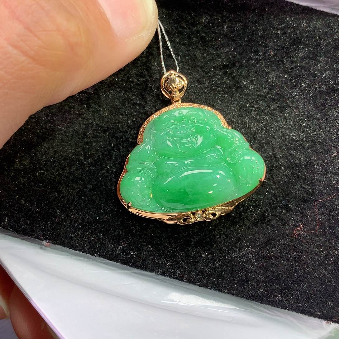 翡翠吊坠(赠链)18K金镶嵌