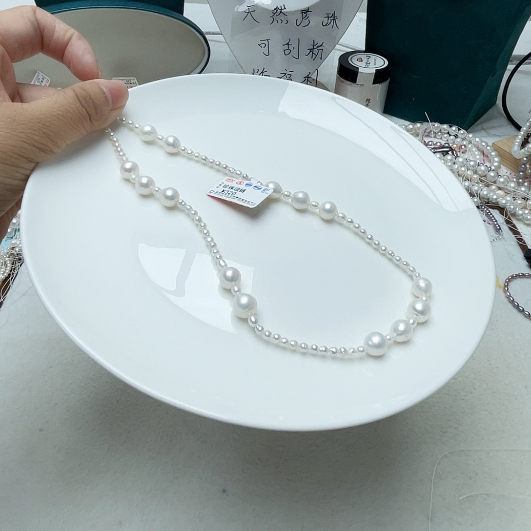 颈饰未镶嵌淡水珍珠