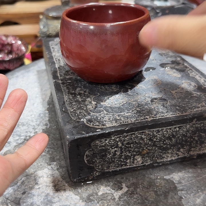 主人杯一个，瓷。。。