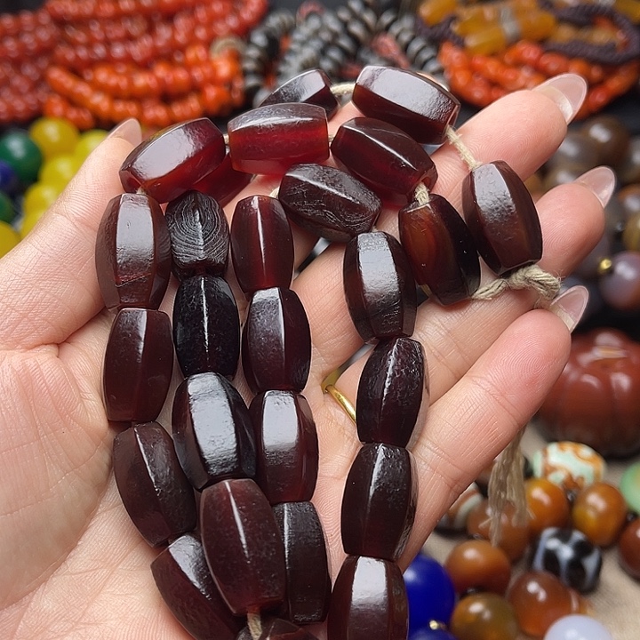 圆***龟玛瑙/玉髓未镶嵌手链