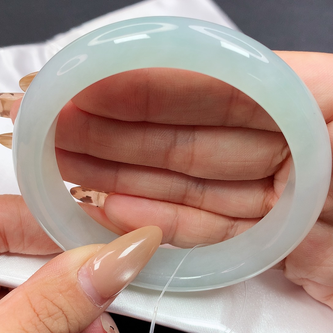 未镶嵌手镯翡翠5