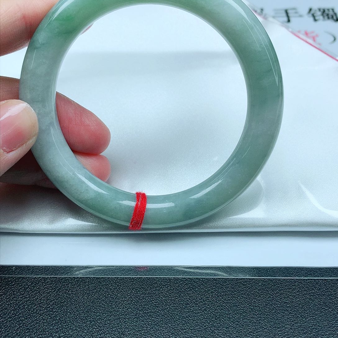 翡翠手镯未镶嵌圈58