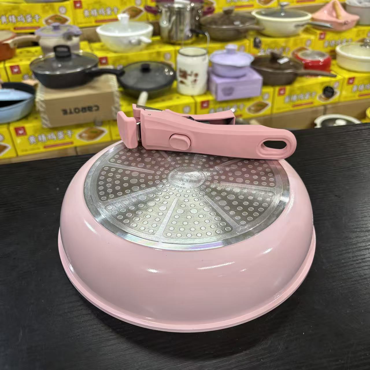 微瑕26CM粉色煎锅平底锅带手柄不粘锅