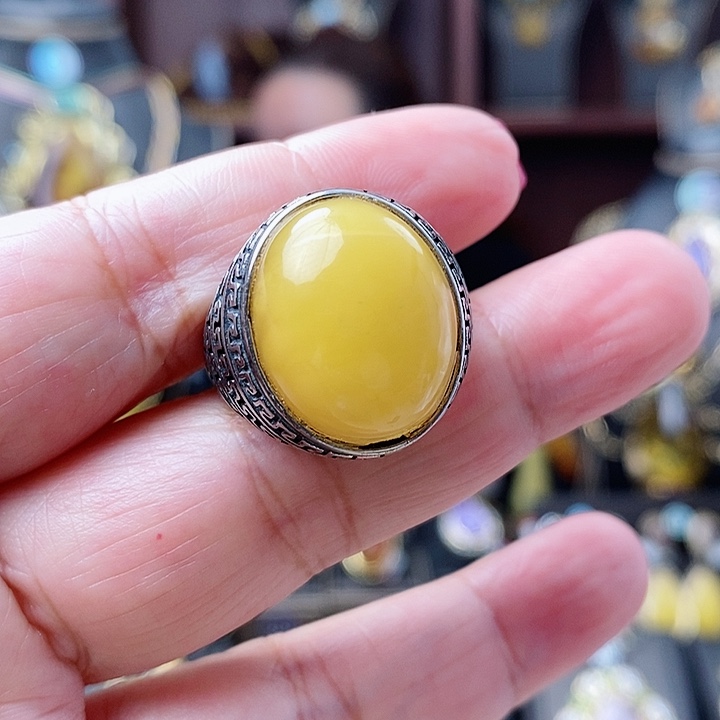 琥珀戒指未镶嵌戒指