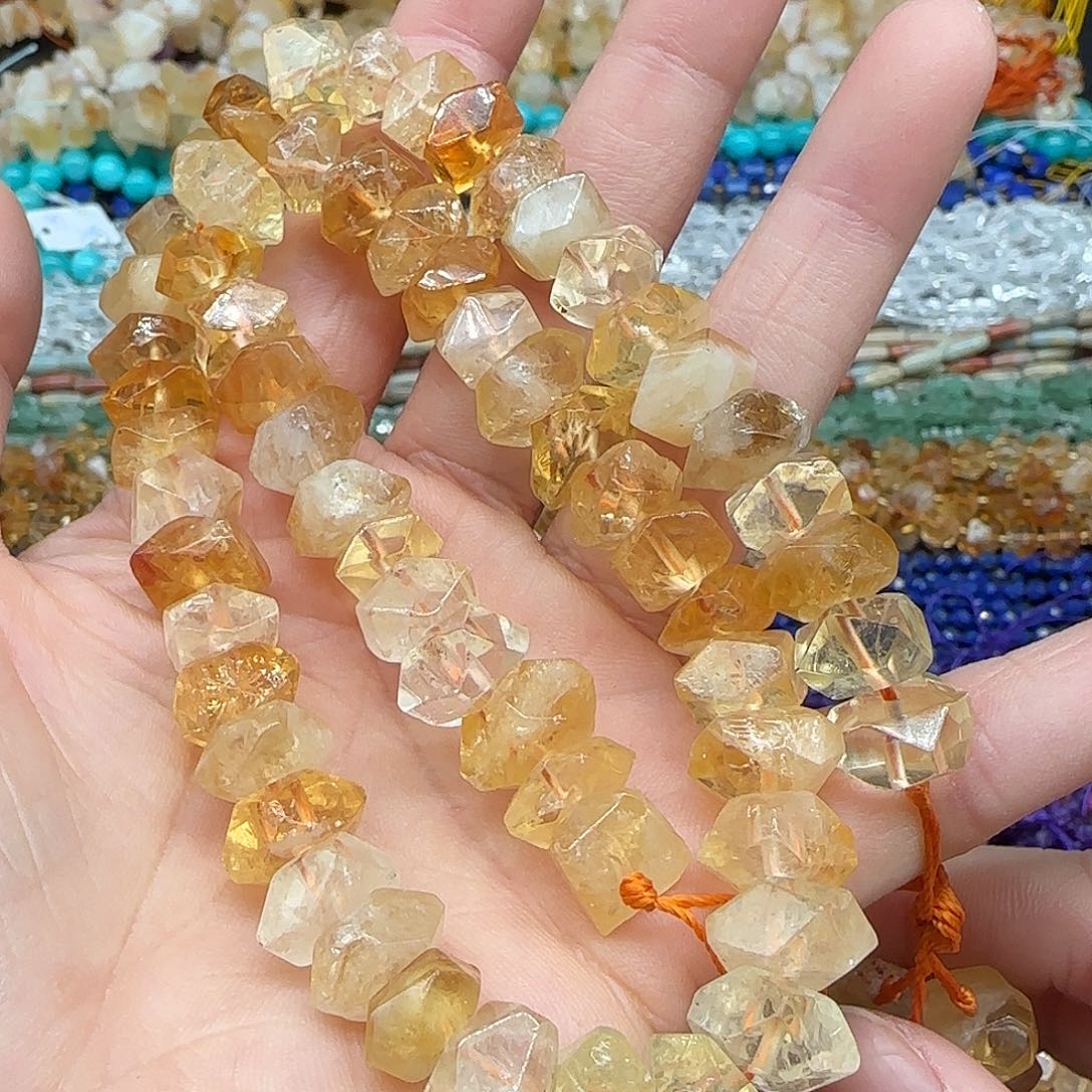 玛瑙/玉髓珠宝半成品合金黄水晶10mm冲角一条