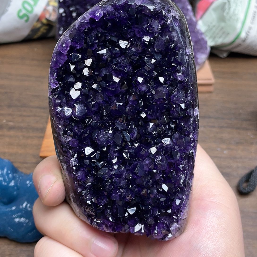 紫晶大型摆件（非配饰）未镶嵌