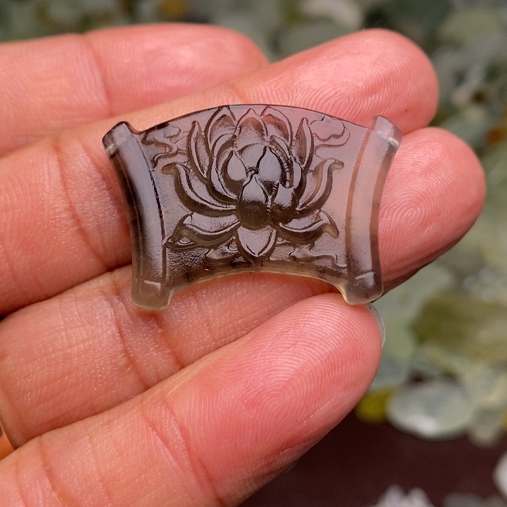 蛇纹石玉颈饰合金113