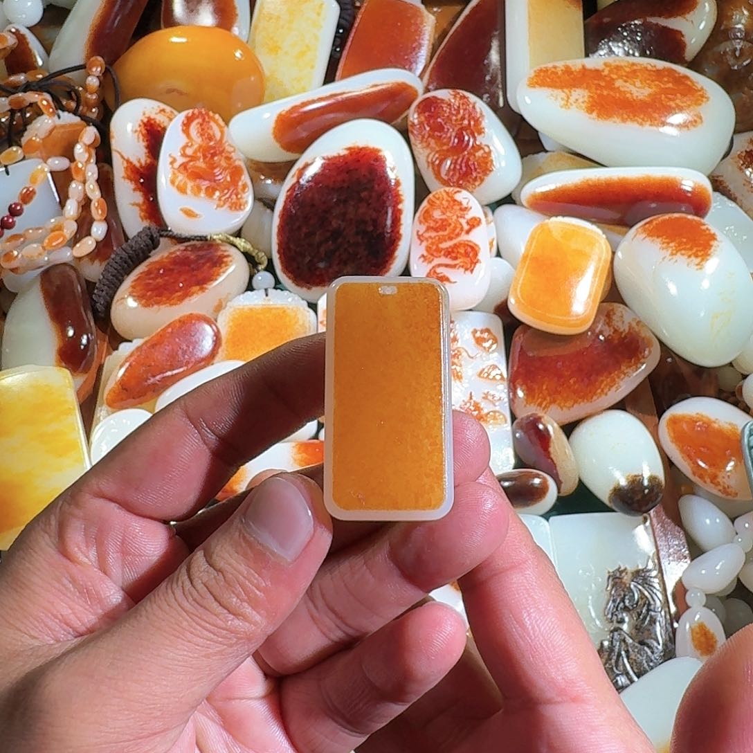 和田玉挂件未镶嵌