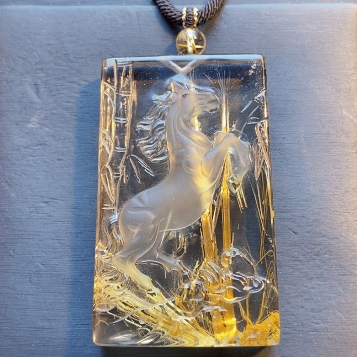 颈饰未镶嵌发晶天然白体黄钛晶生肖马到成功无事牌