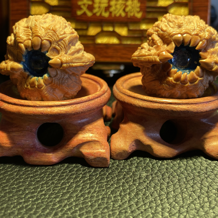 吞噬白狮子雕刻，镶嵌工艺