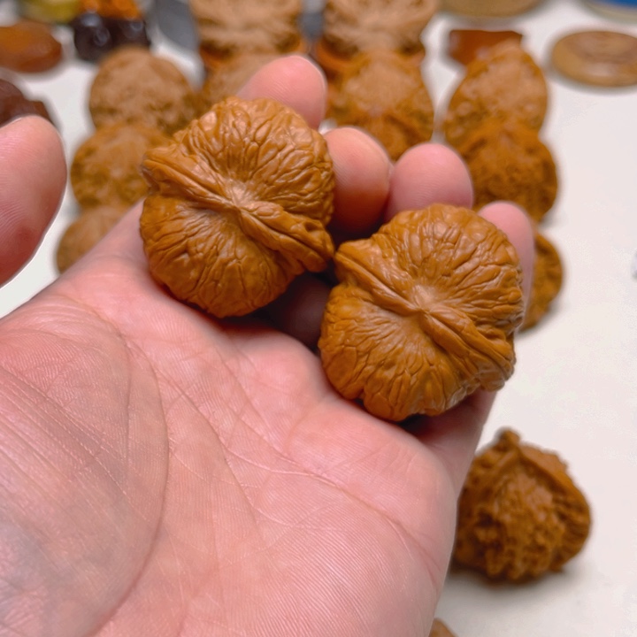 文玩核桃把件元宝 肚41编号2533