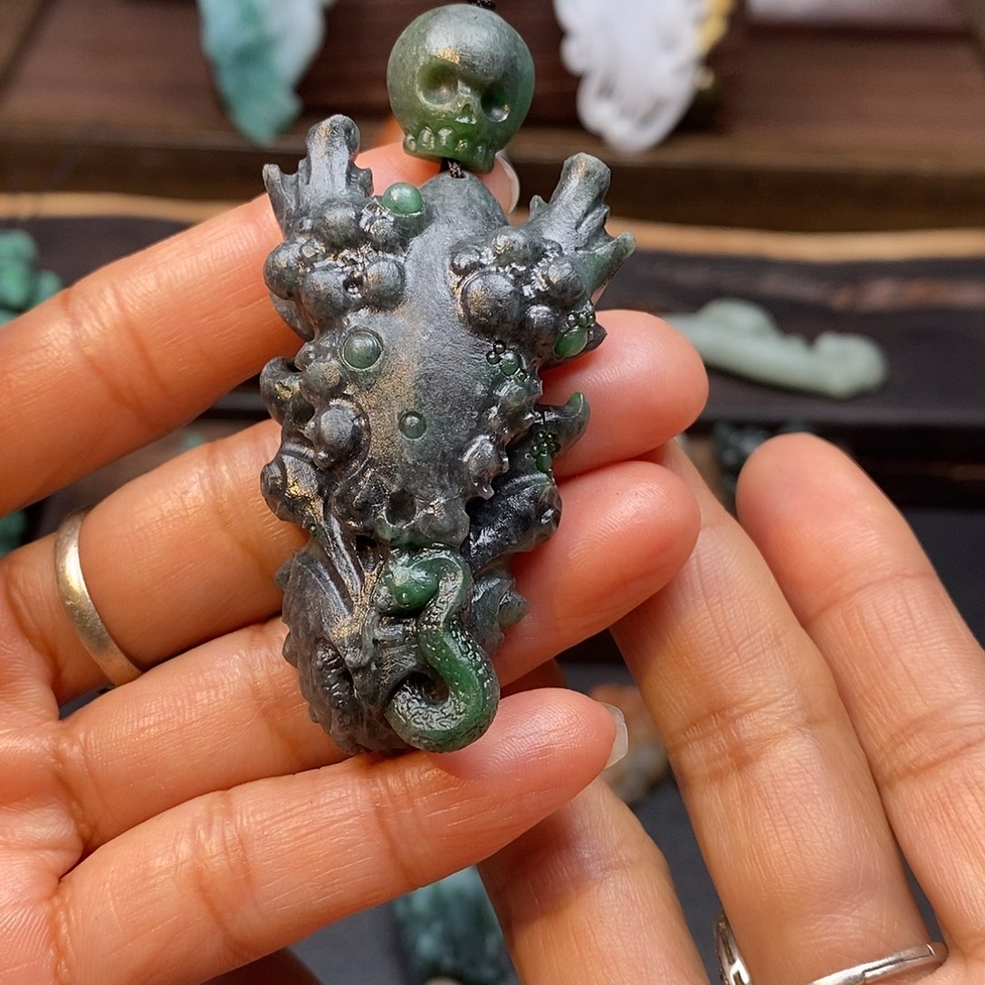 ****点定制翡翠未镶嵌毛货抛光