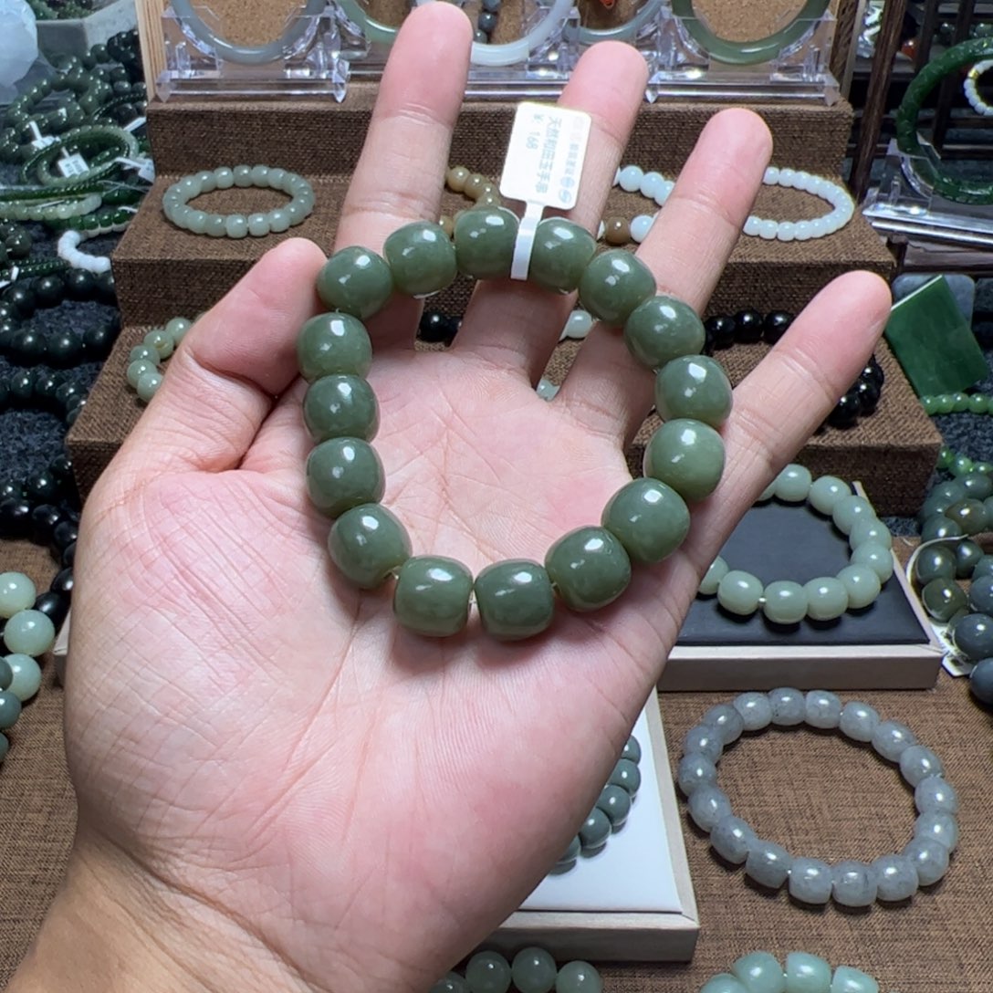 手链未镶嵌和田玉（糖玉）