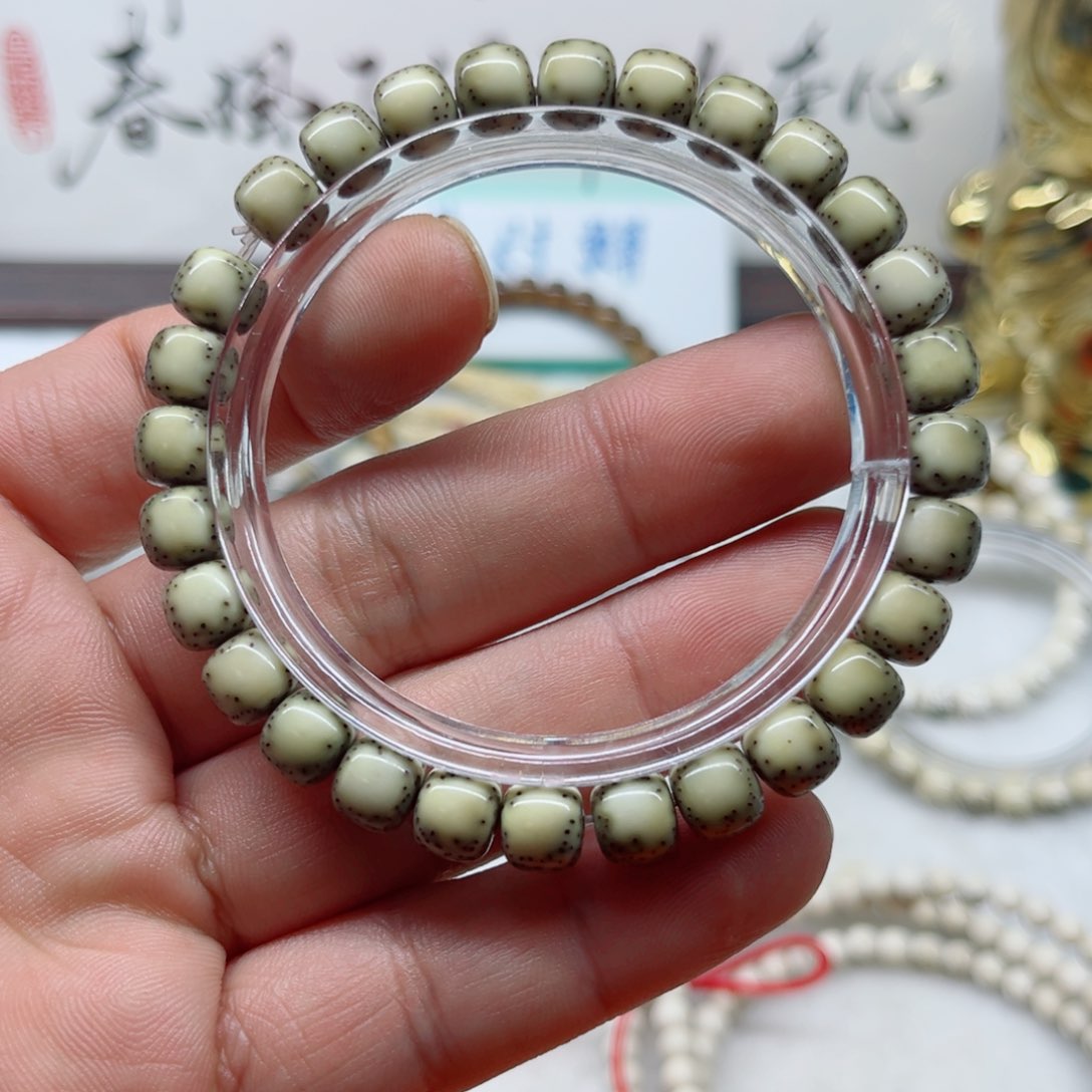 星月菩提手串87侧留白