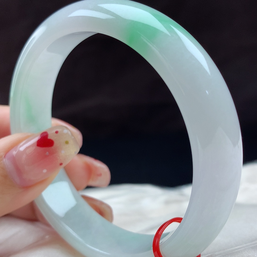 翡翠手镯未镶嵌96440，