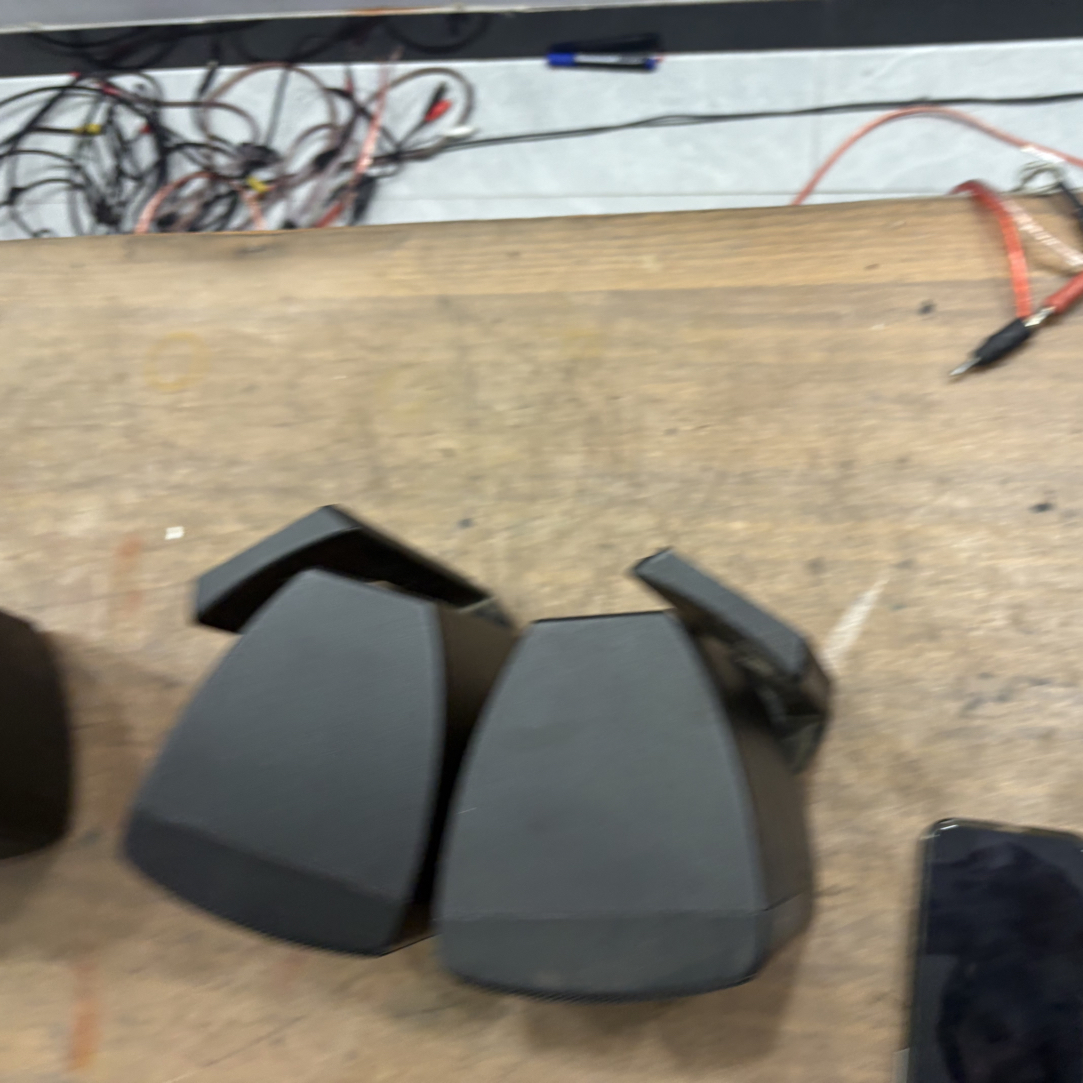 8新 CANTON 二手小音响，运费自理，不支持无理由