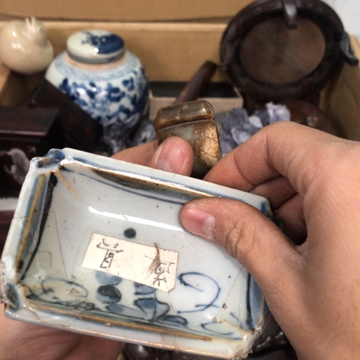 陶瓷孤品单件车里拍