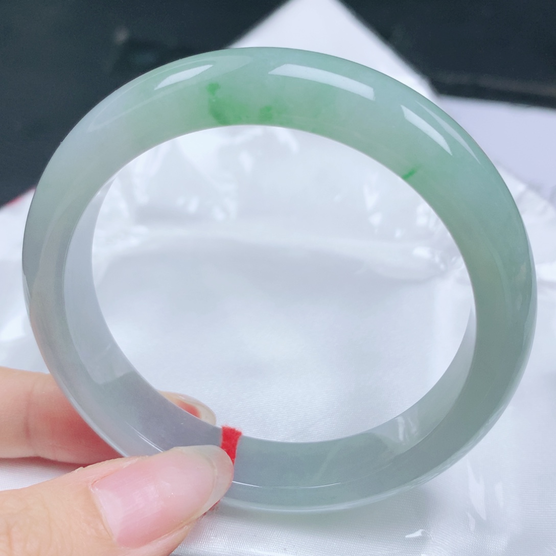 翡翠未镶嵌手镯翡翠56.6冰润飘绿正圈