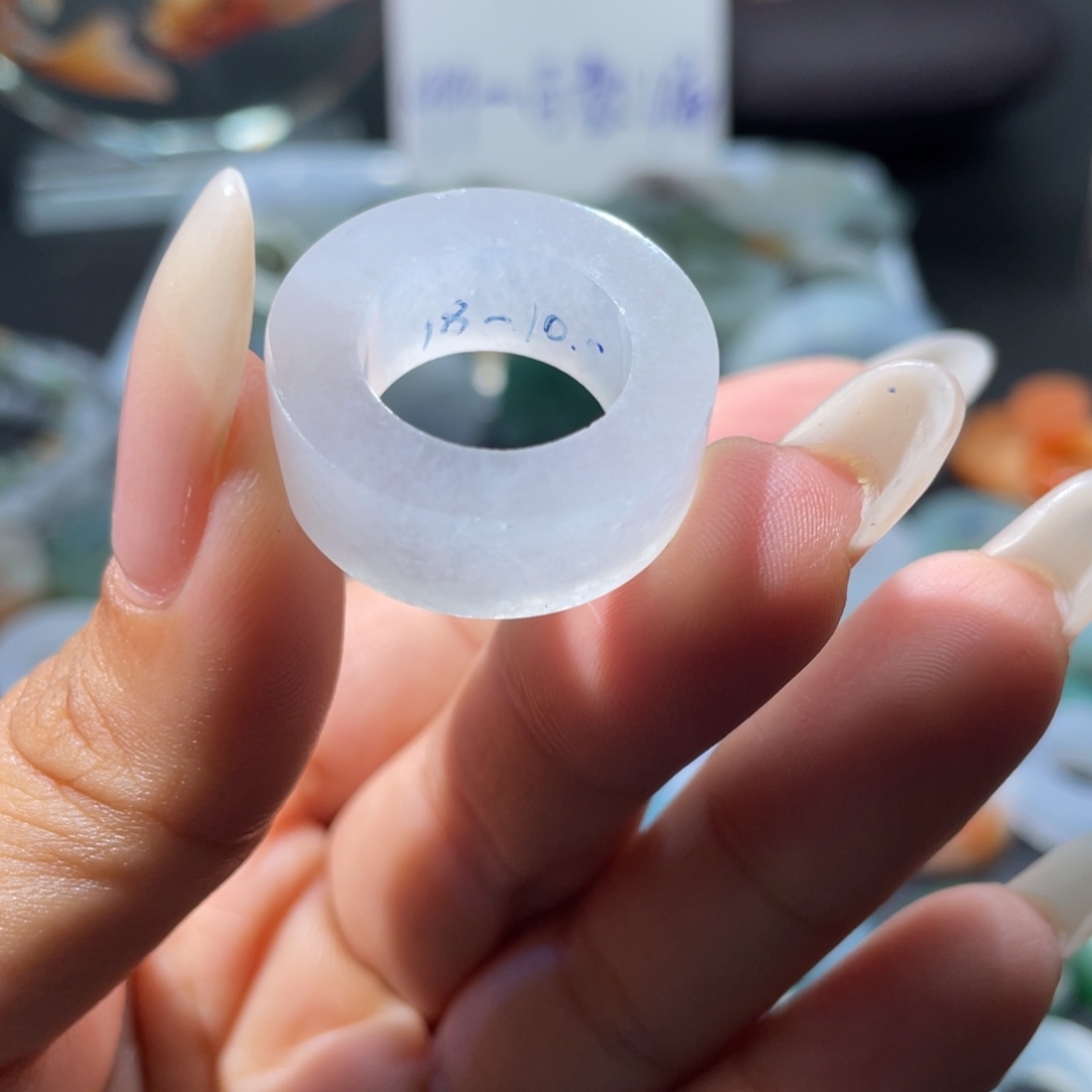 定制翡翠未镶嵌天然翡翠