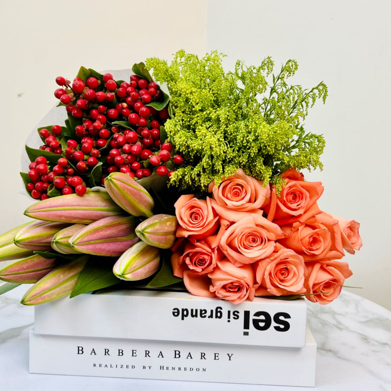 【云南鲜花】玫瑰百合大小鲜花组合云南鲜花基地直发办公室家居