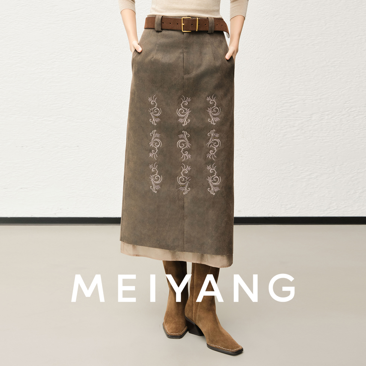 A美洋MEIYANG 脉络半裙【商场同款】磨毛复古绣花直筒裙【中】