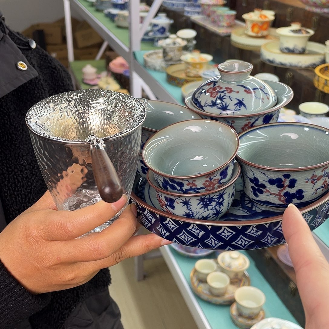 祝我们成为更好的一个人