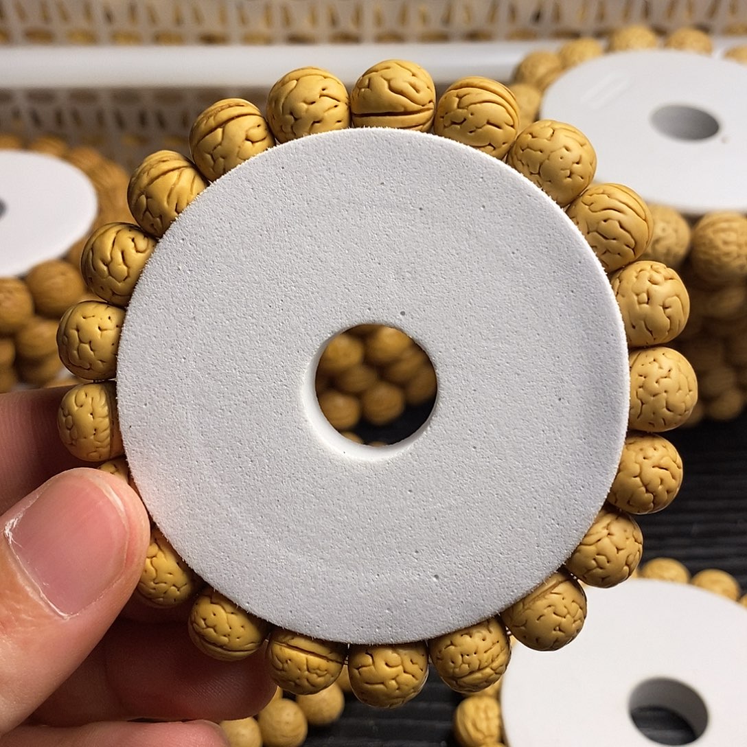 s***j吊坠桃核1.1野生小肌肉