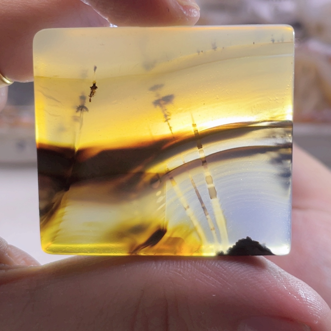 玛瑙/玉髓未镶嵌珠宝奇石