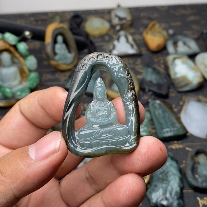 颈饰未镶嵌翡翠翡翠