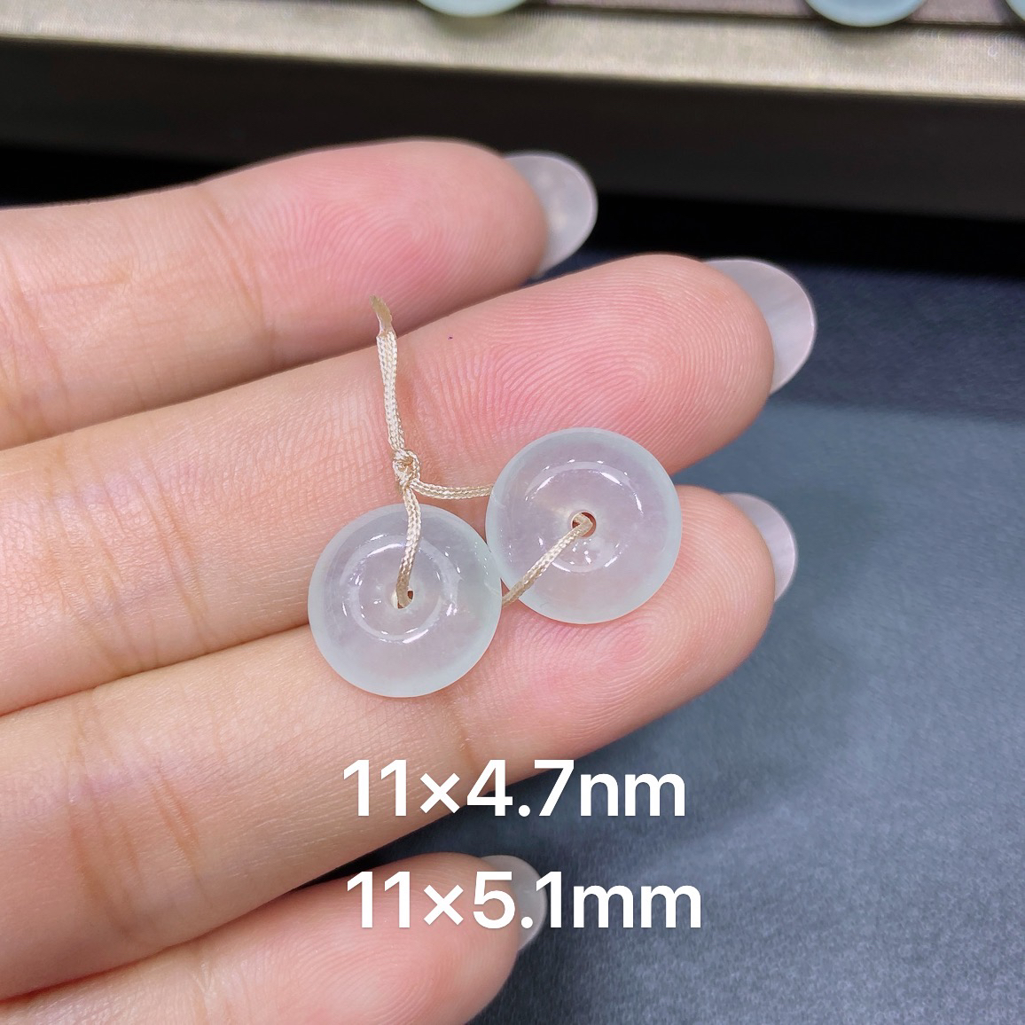 缅甸天然A货翡翠 老坑冰种白冰迷你小扣一对吊坠 小巧精致k102