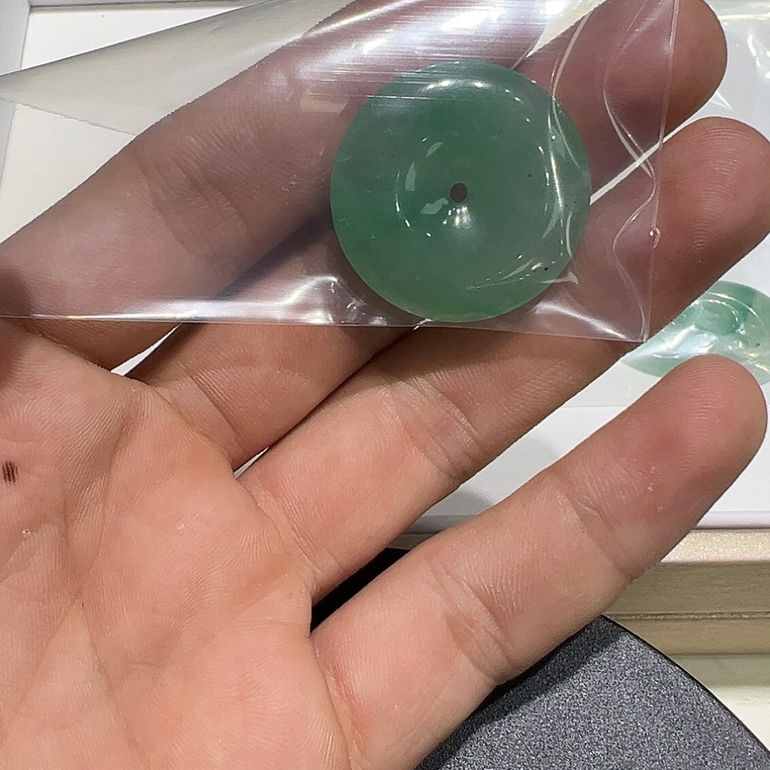 石英质玉颈饰未镶嵌跨**来