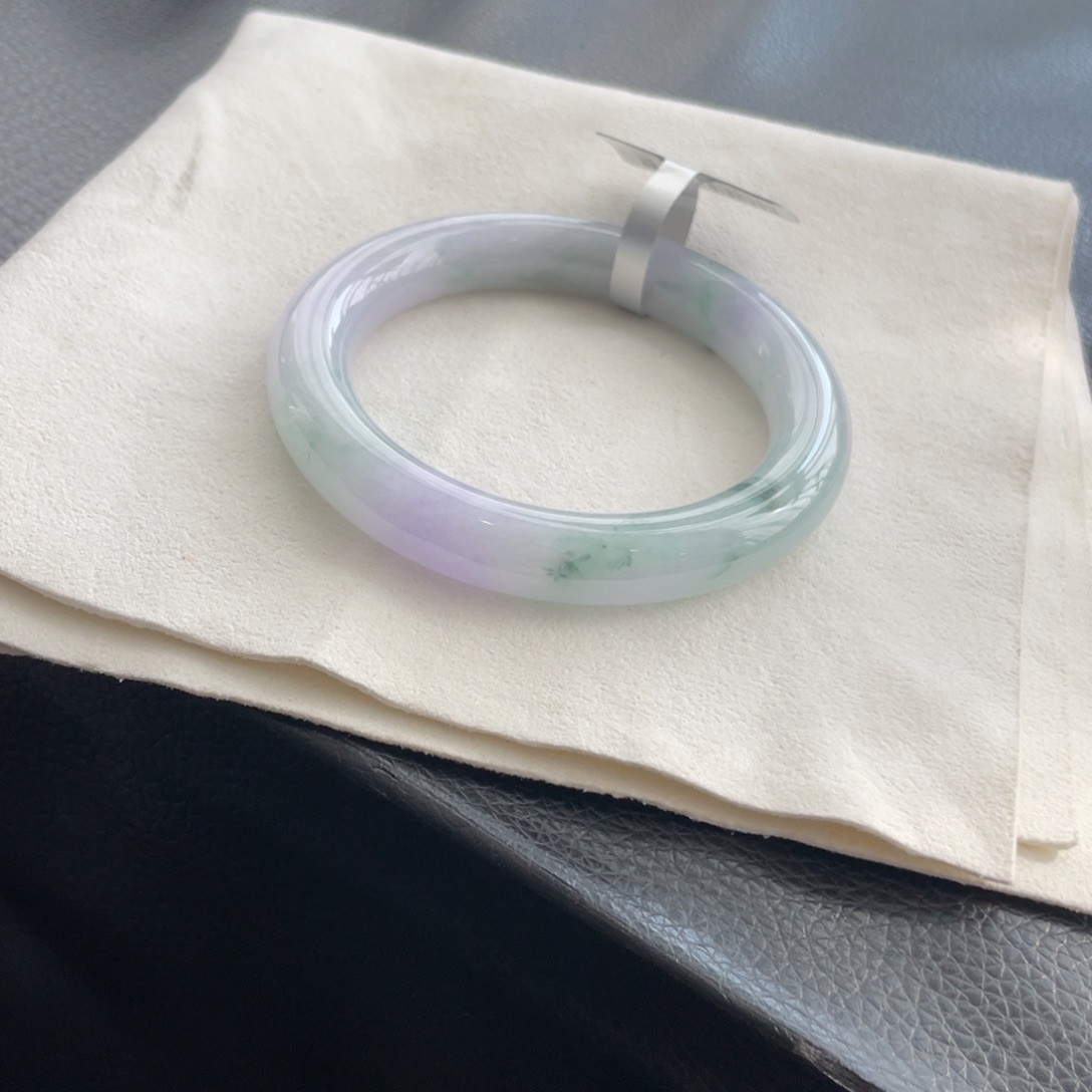 翡翠未镶嵌手镯纹裂56圆条