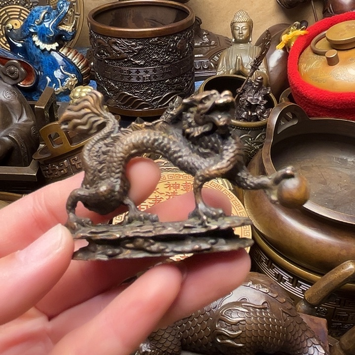 精美铜器批发档口