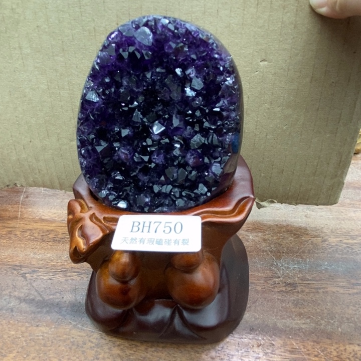 未镶嵌紫晶大型摆件（非配饰）小*?