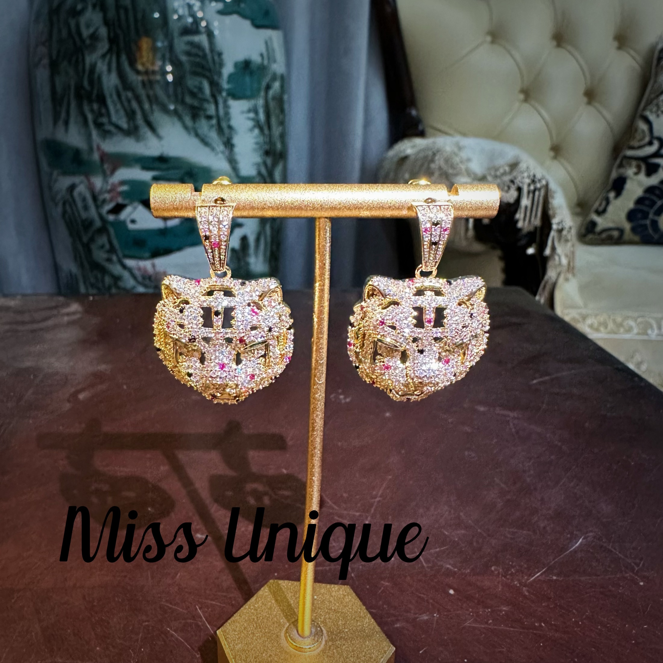 S6866金色虎头耳环