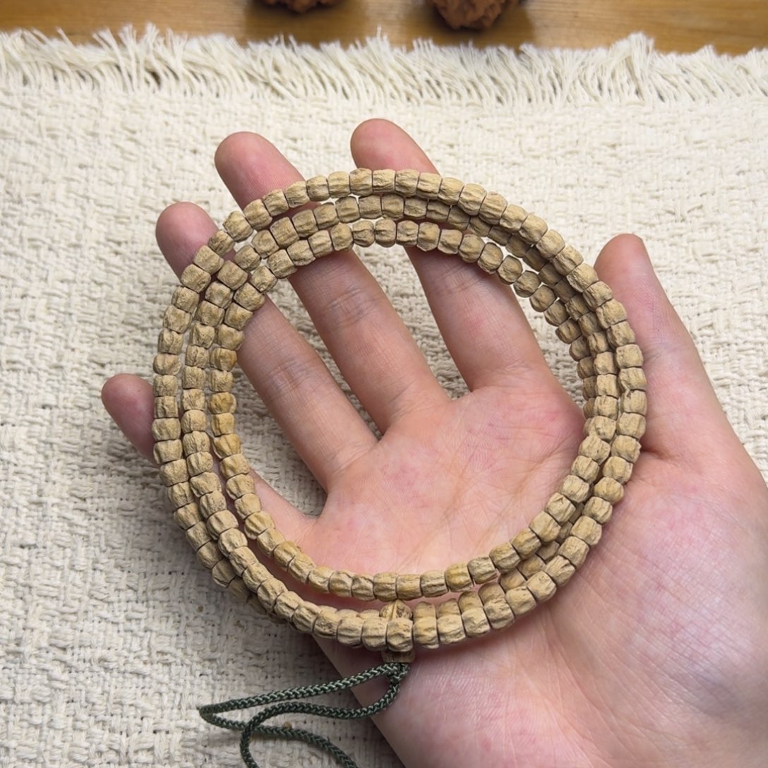 柏香籽/百香籽吊坠