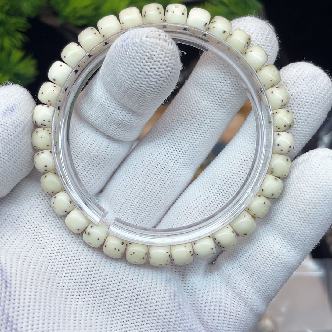 星月菩提手串7/6石玉料同枝果2/3留白小细星单圈