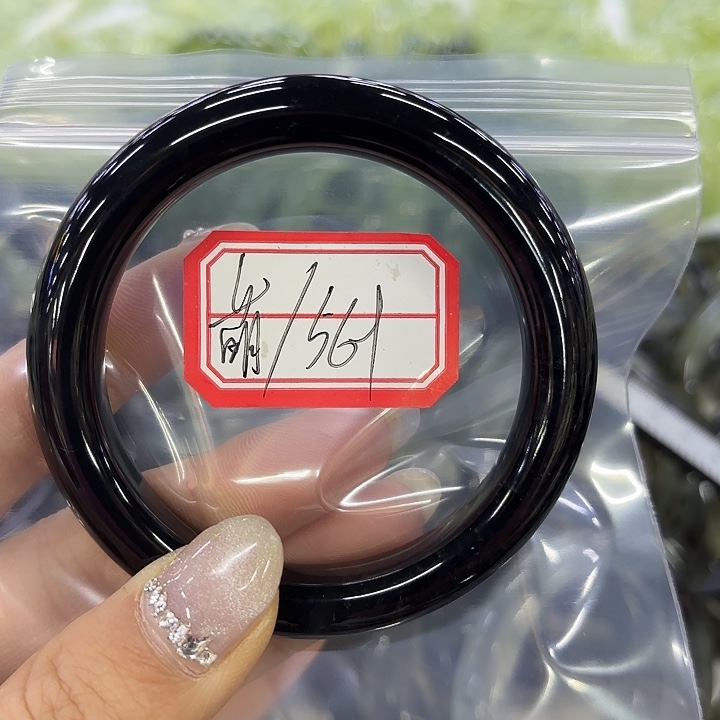 萌***！蛇纹石玉未镶嵌手镯