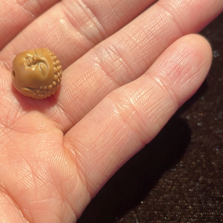 猴头核桃把件缘*?宝宝佛