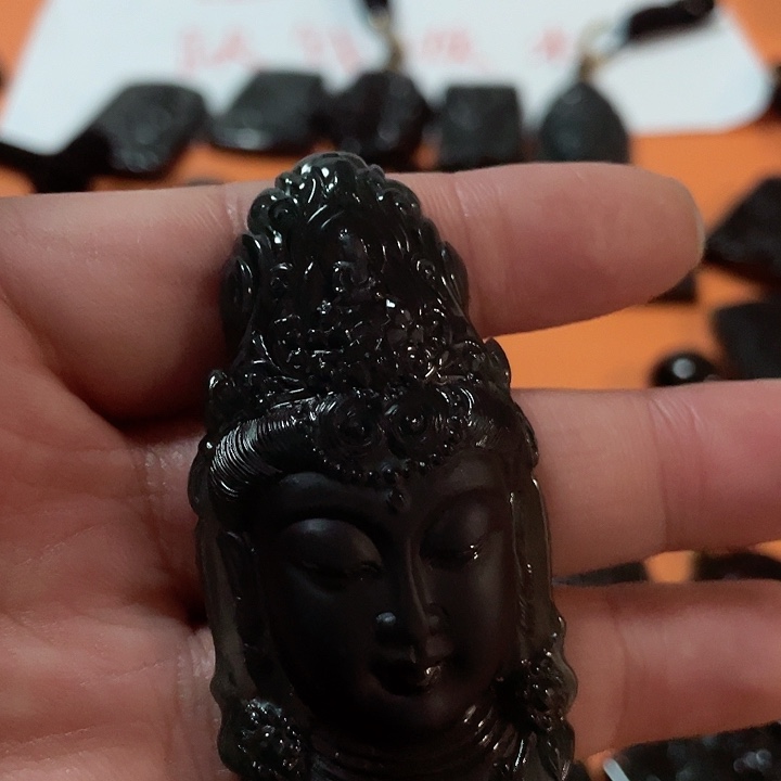 翡翠颈饰未镶嵌相**生