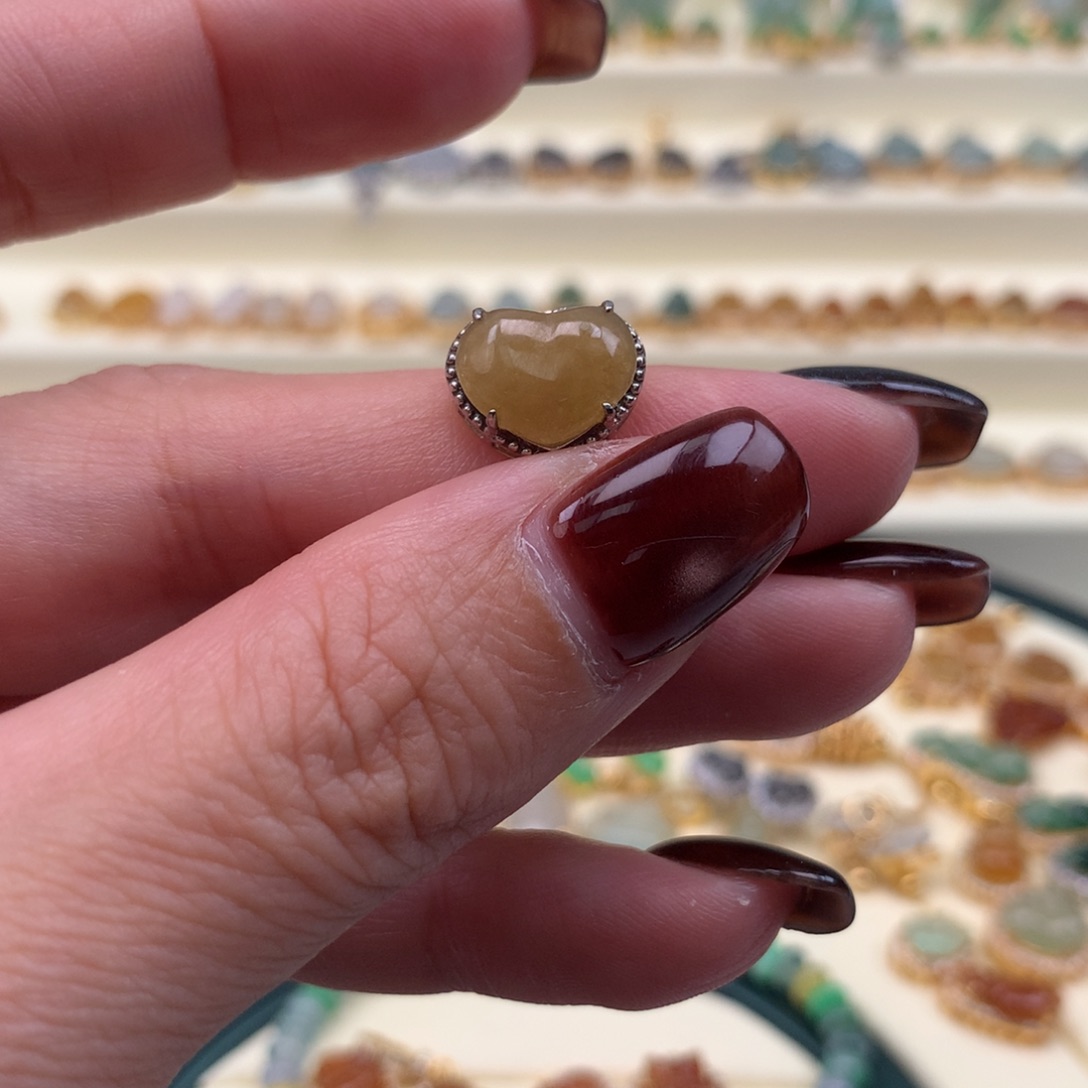 翡翠银S925镶嵌颈饰福利不退