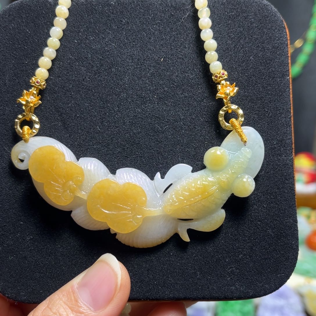翡翠未镶嵌颈饰天然翡翠