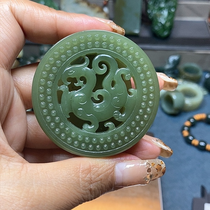 和田玉挂件未镶嵌