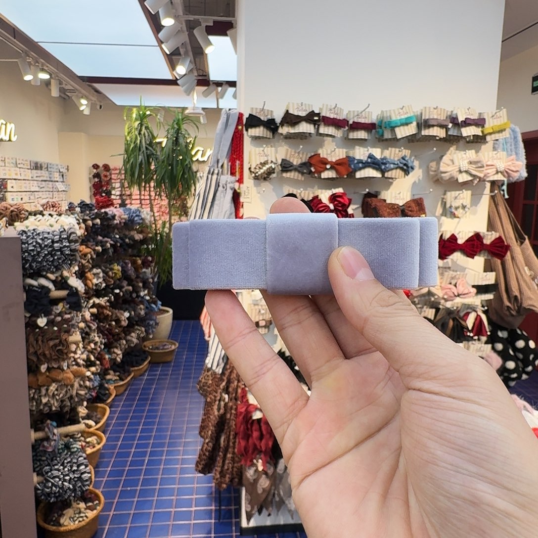 S***n非金属淡紫色蝴蝶结弹簧夹