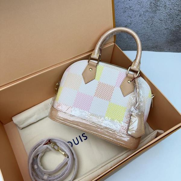 95新/路易威登/包包/市场价16200/250417CZ0038