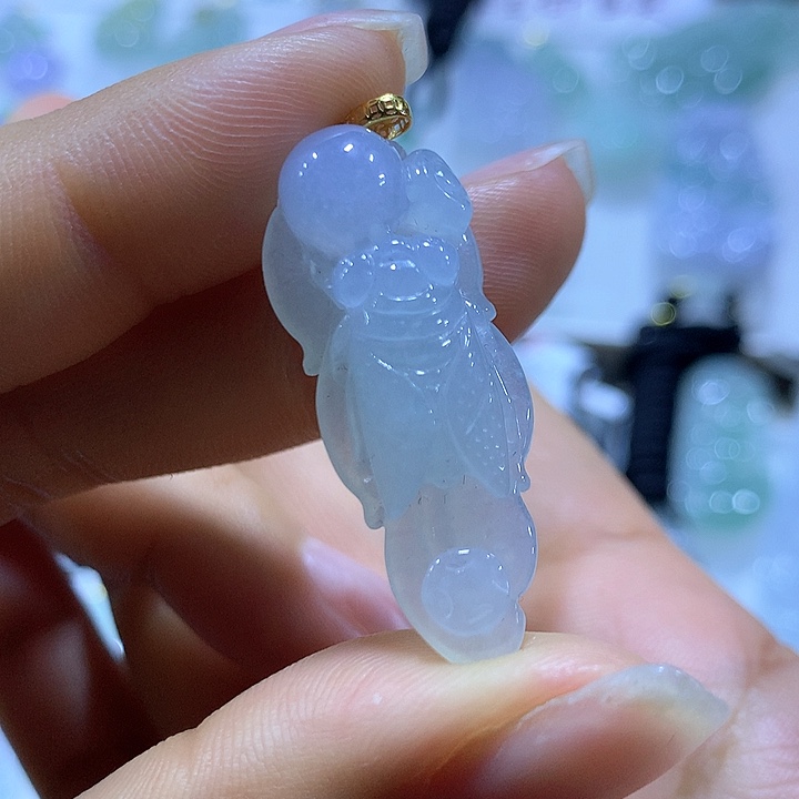 翡翠颈饰18K金镶嵌天然翡翠A货吊坠