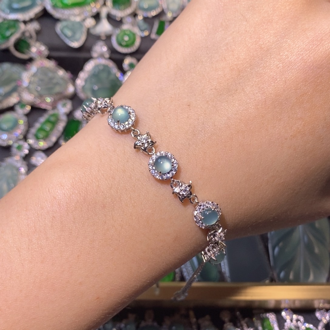 翡翠未镶嵌颈饰天然