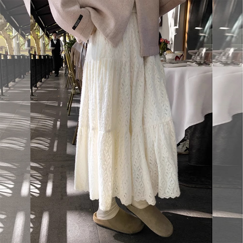 法式白色磨毛蕾丝半身裙女秋冬小个子高腰a字伞裙中长款蛋糕裙子