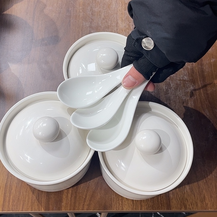 白瓷餐盘餐盘餐盘